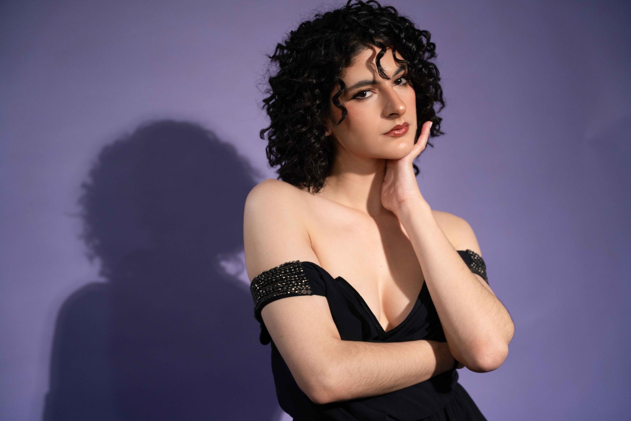 Image of cam model RoxyGraff from XloveCam