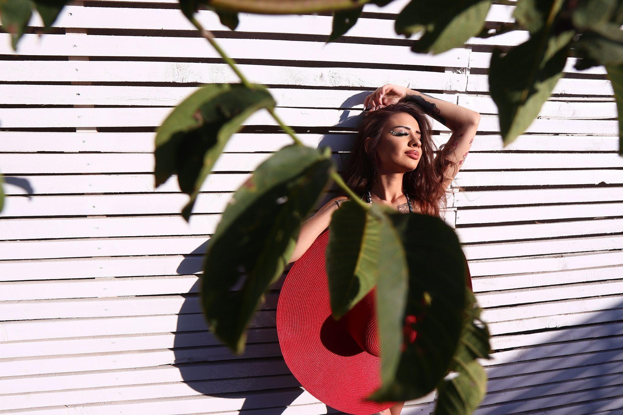 Image of cam model KayaBelle from XloveCam
