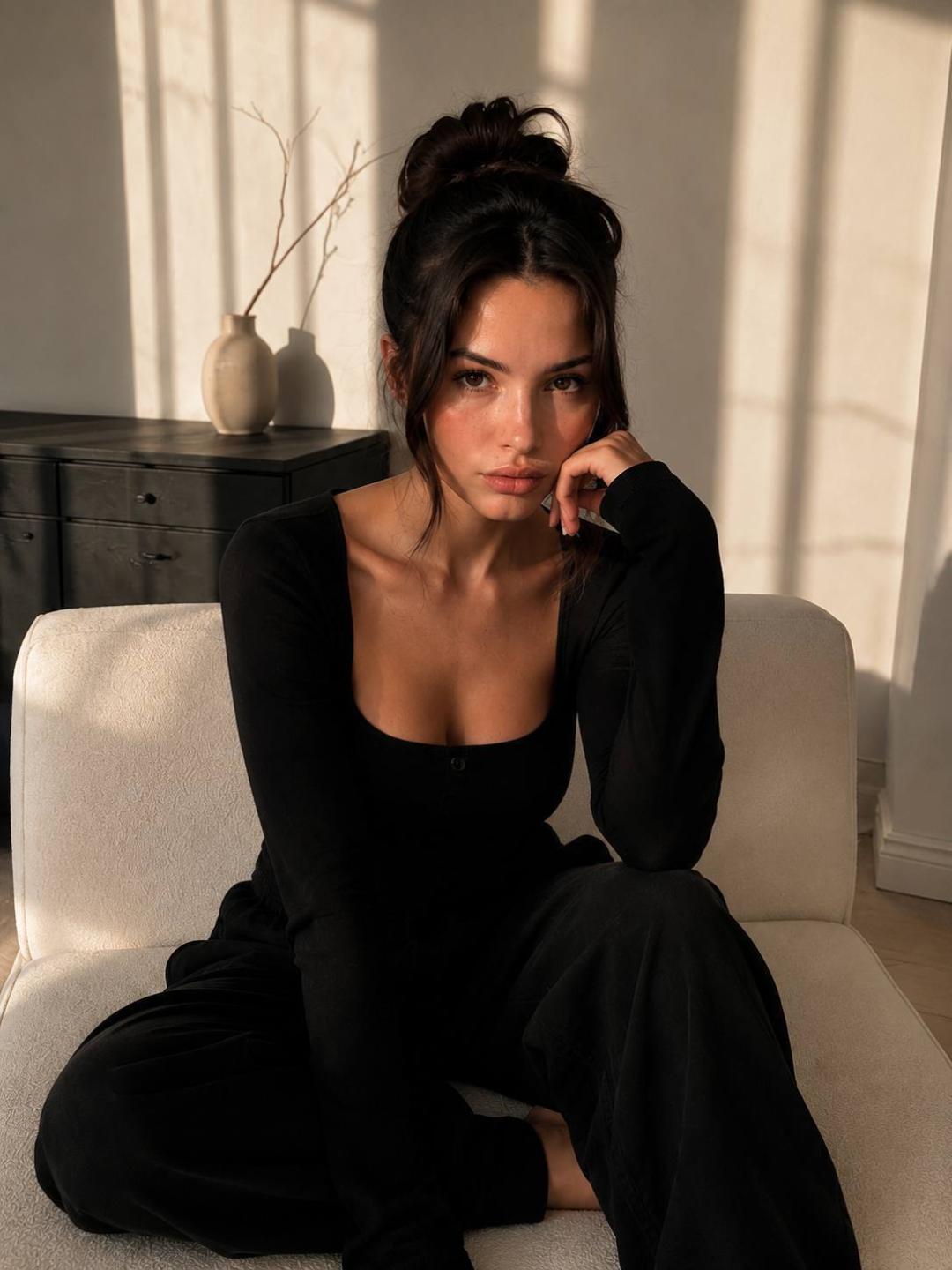 Image of cam model VondaBojko from XloveCam