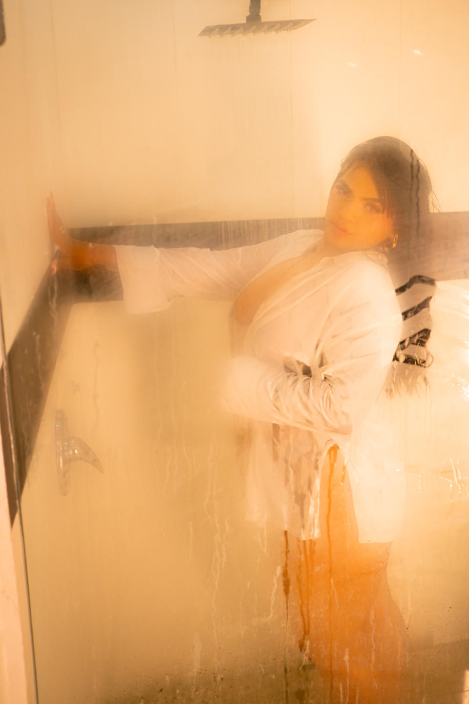Image of cam model KarinaMendez from XloveCam