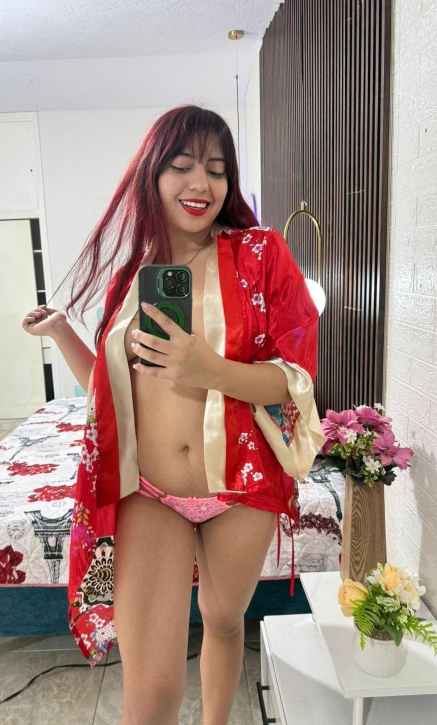 Image of cam model BrendaaPierce from XloveCam