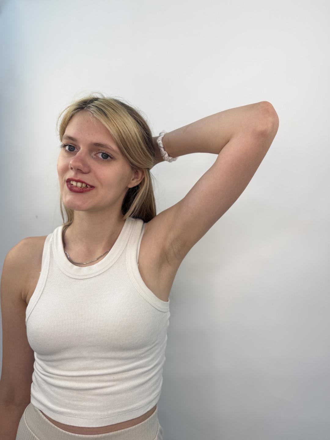 Image of cam model FloreneMcclendon from XloveCam