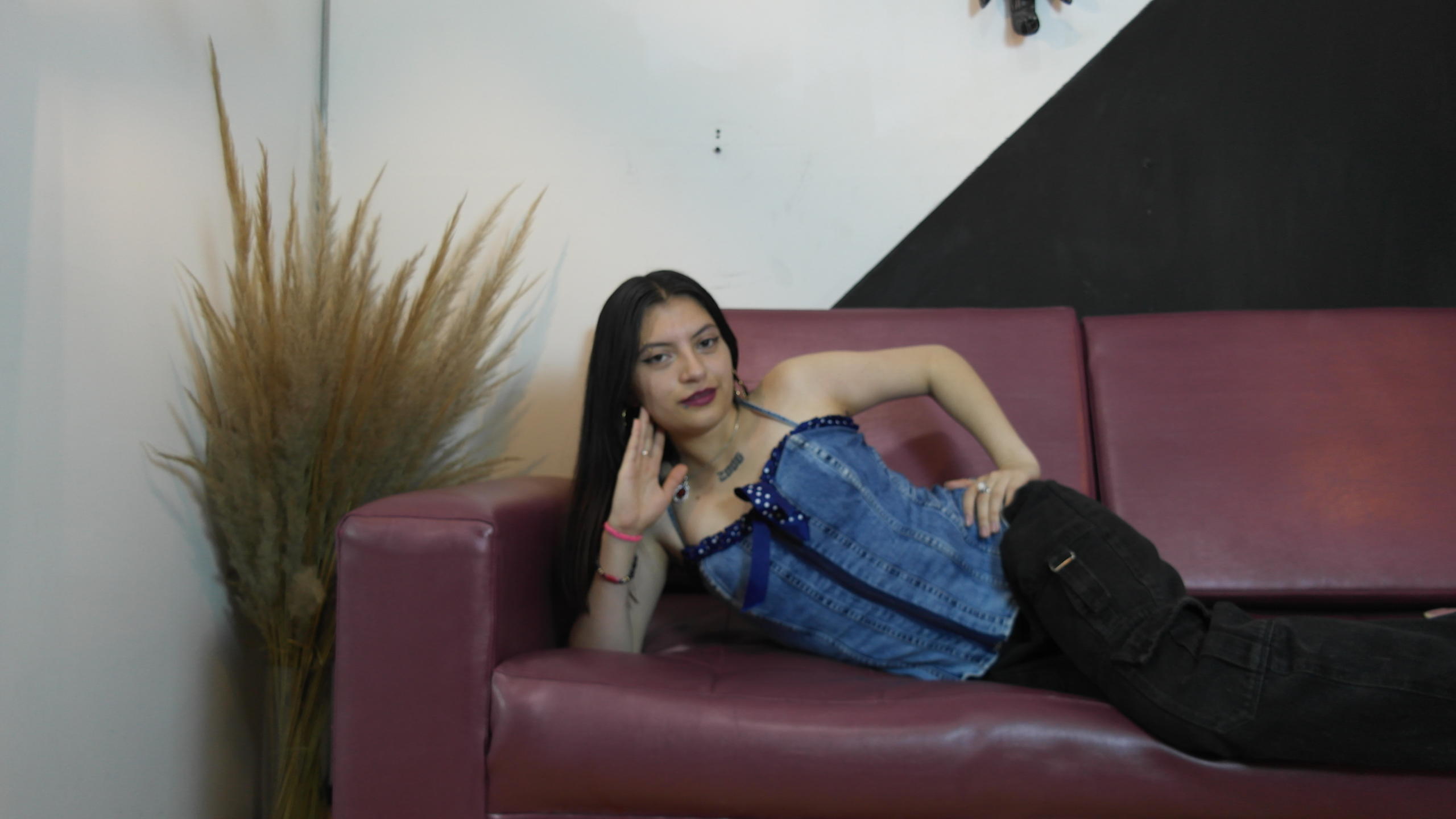 Image of cam model SamanthaFerrero from XloveCam