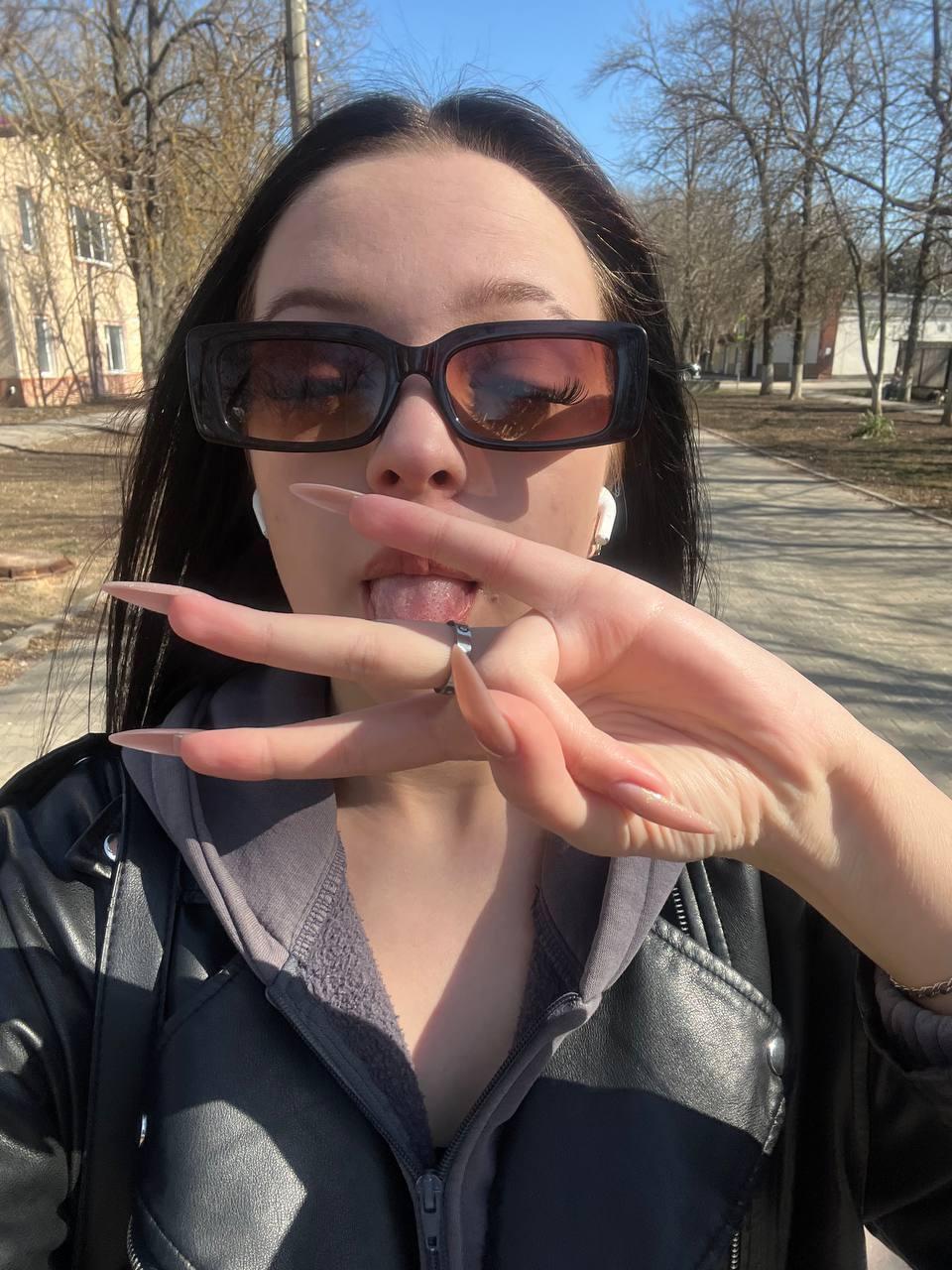 Image of cam model JestineBaumann from XloveCam