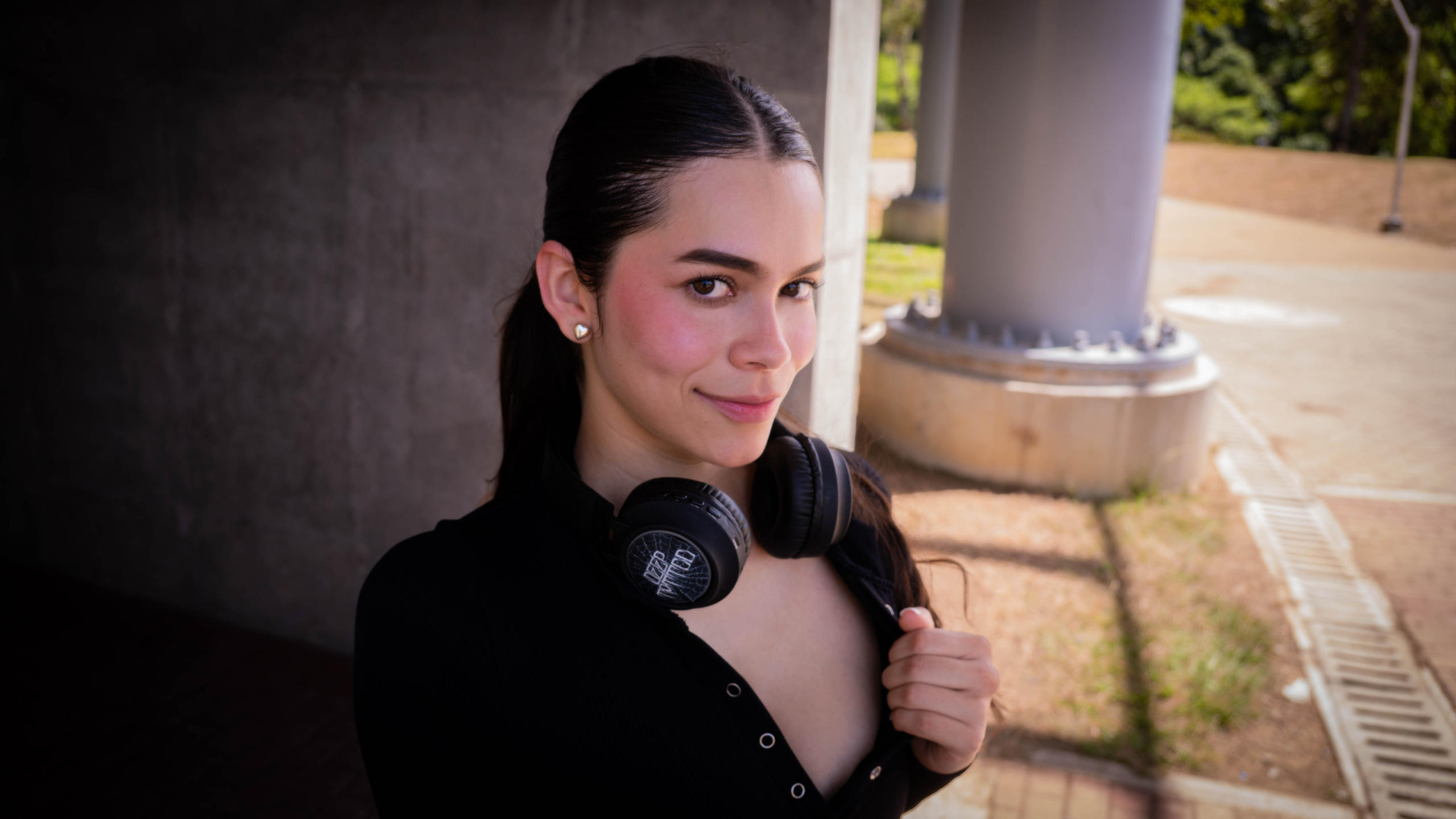 Image of cam model AlanaBlake from XloveCam