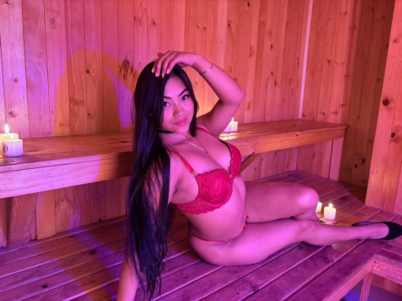 Image of cam model NatalyEscobar from XloveCam