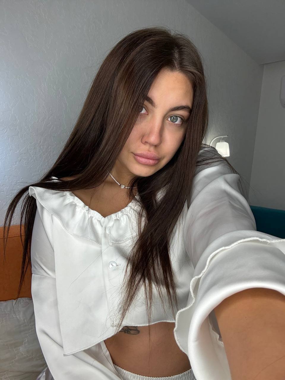 Image of cam model InesGueningsman from XloveCam