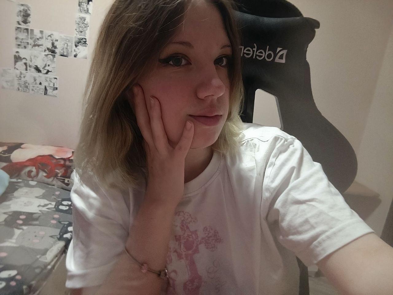 Image of cam model TameshaSchrimpf from XloveCam