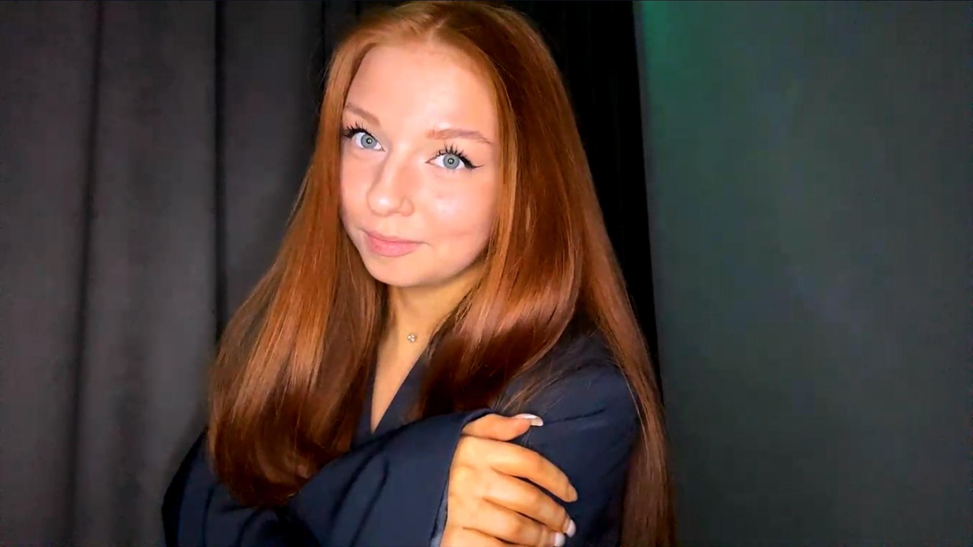 Image of cam model LuanneKadri from XloveCam
