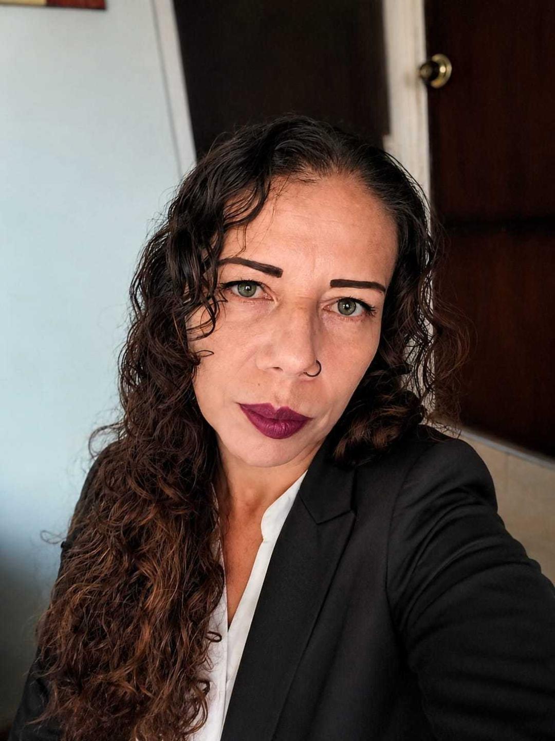 Image of cam model LaylaMilf from XloveCam