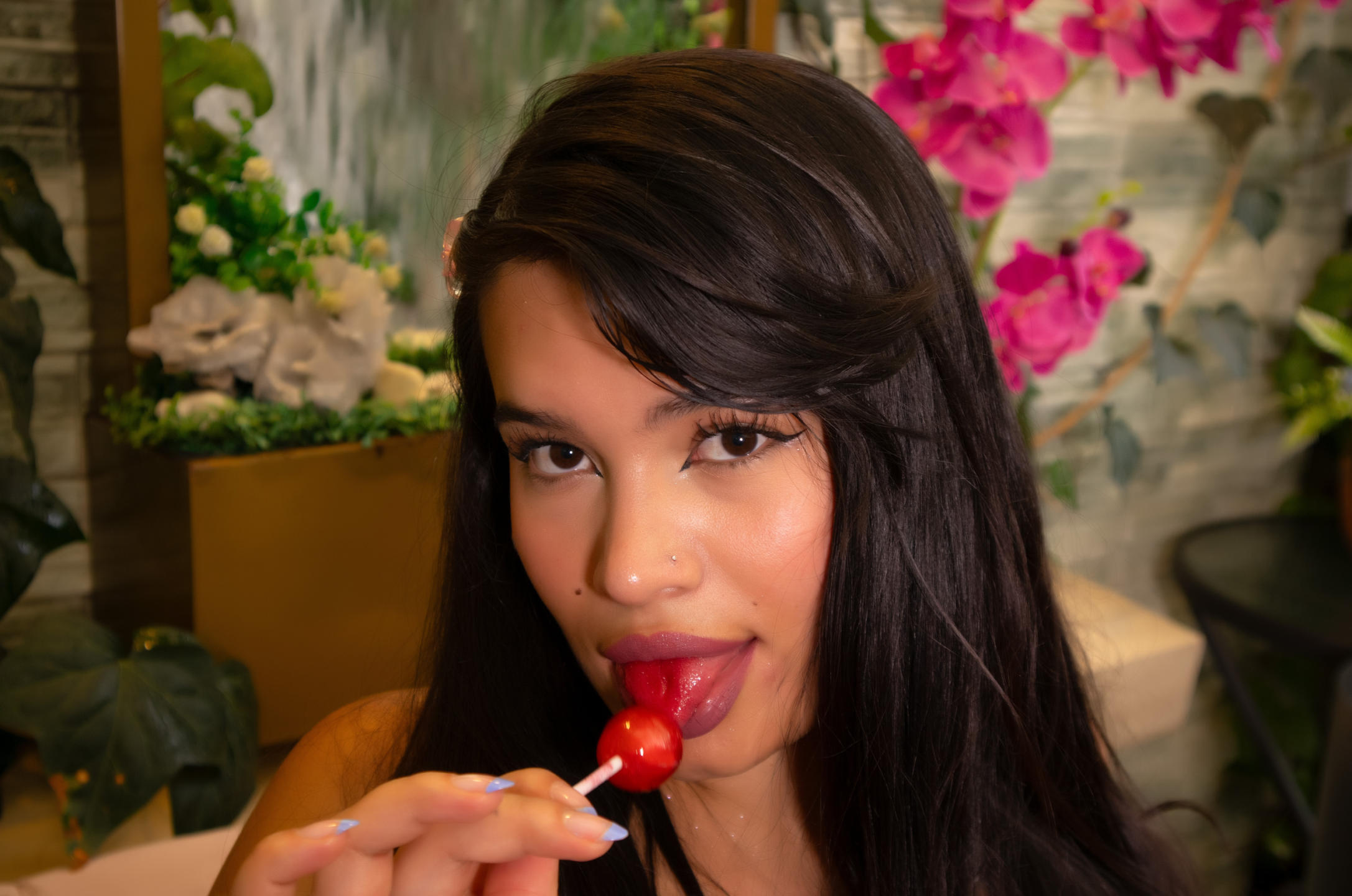 Image of cam model DulceRosier from XloveCam