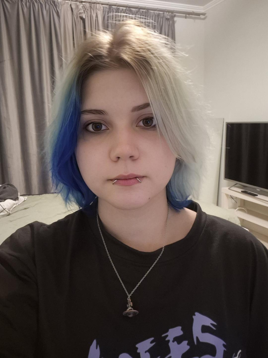 Image of cam model PaolaStohler from XloveCam