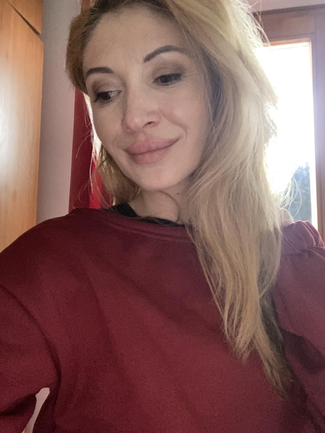 Image of cam model RebelLuna (LunaBrice) from XloveCam