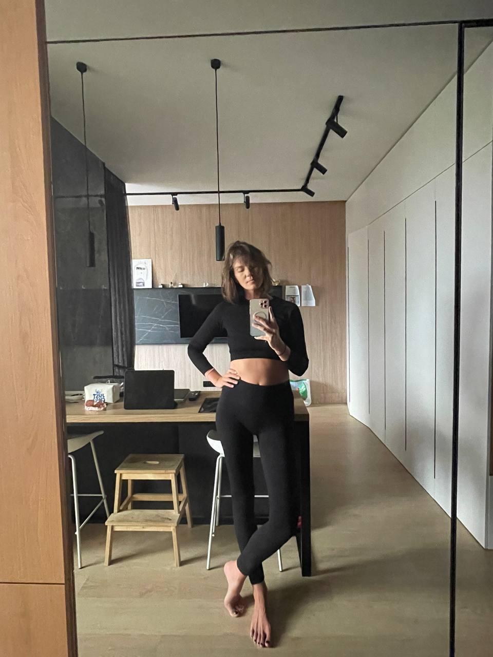Image of cam model OrnellaNiksa from XloveCam