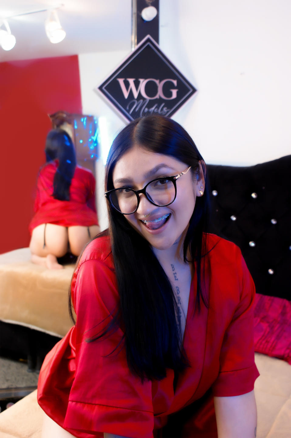 Image of cam model MiaaVixen from XloveCam