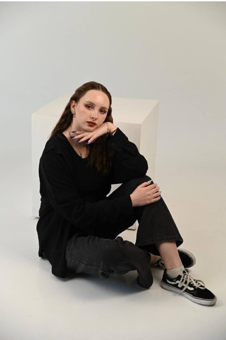 Image of cam model LatrinaBouffard from XloveCam