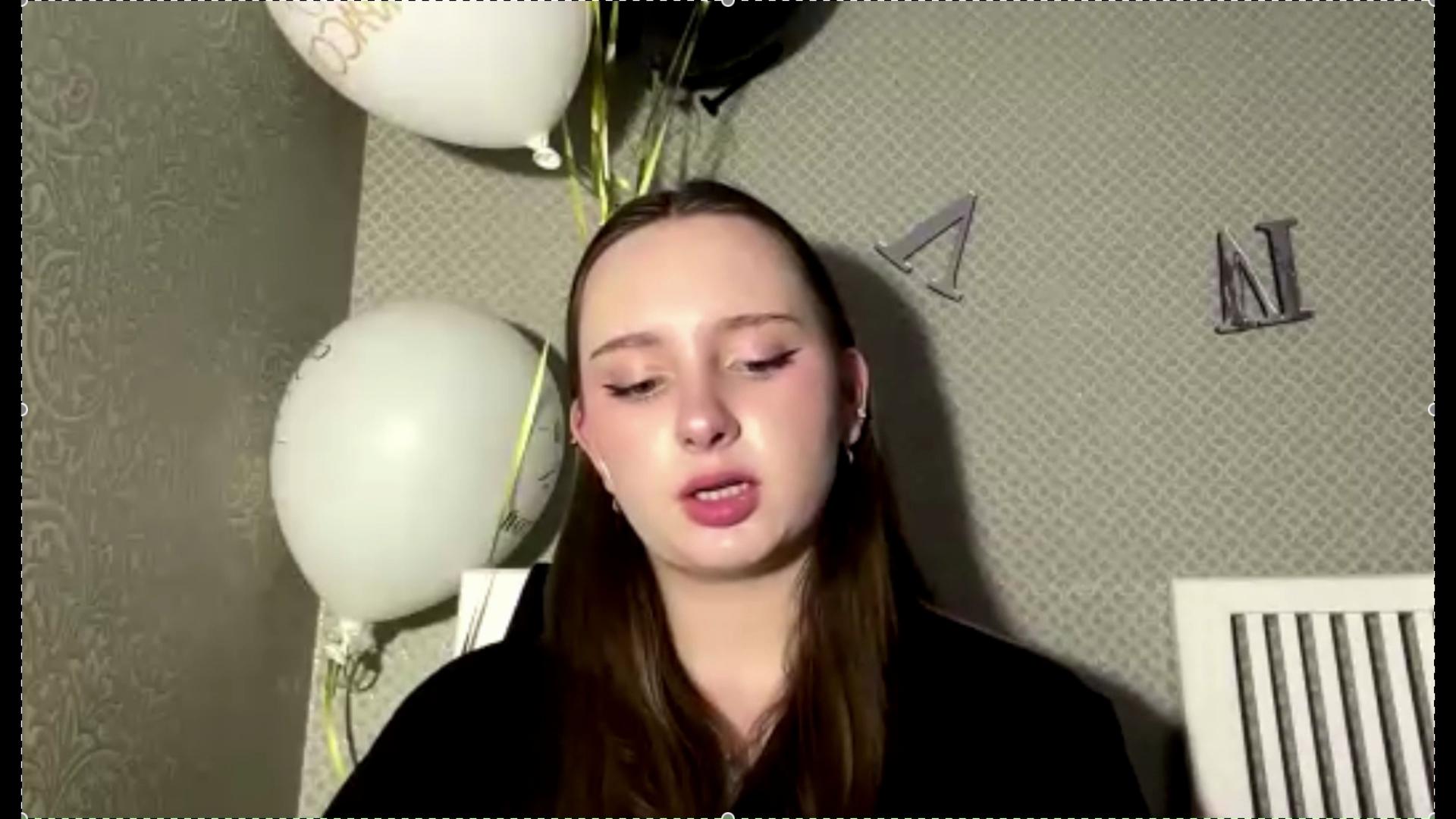 Image of cam model LatrinaBouffard from XloveCam