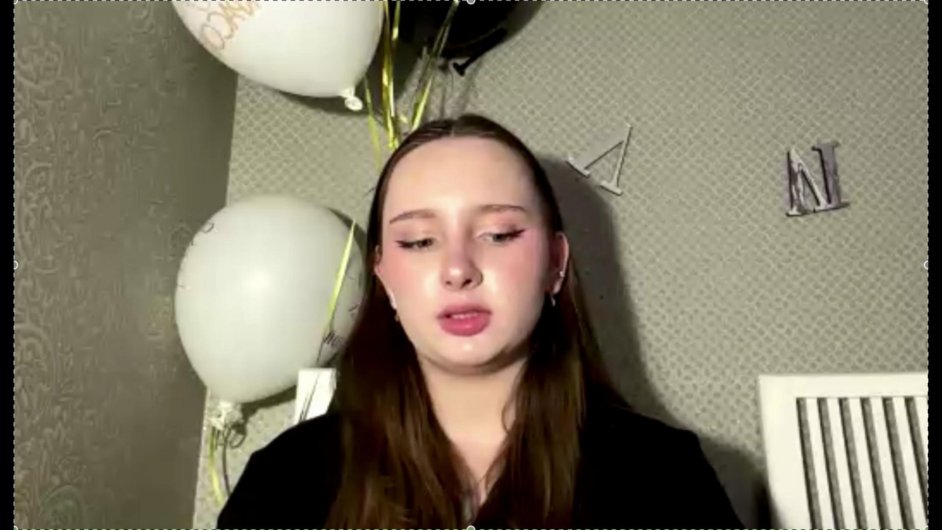 Image of cam model LatrinaBouffard from XloveCam