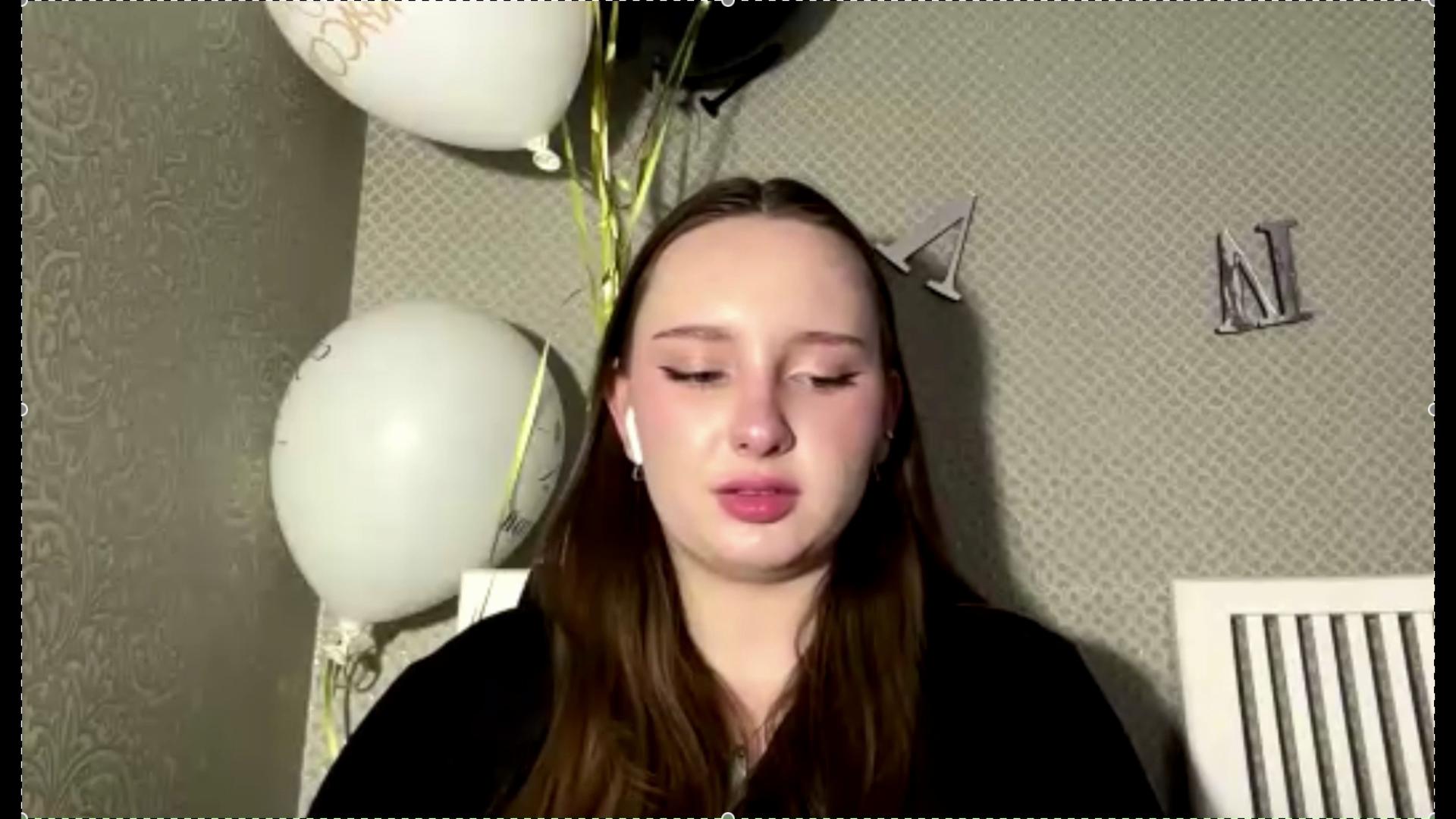 Image of cam model LatrinaBouffard from XloveCam
