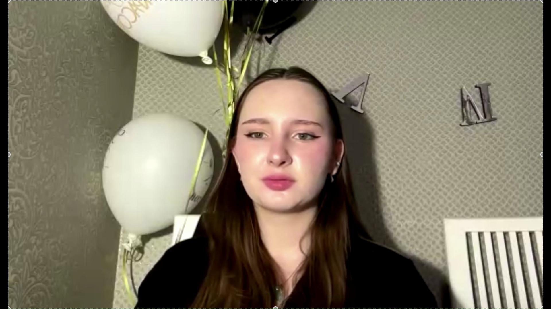 Image of cam model LatrinaBouffard from XloveCam