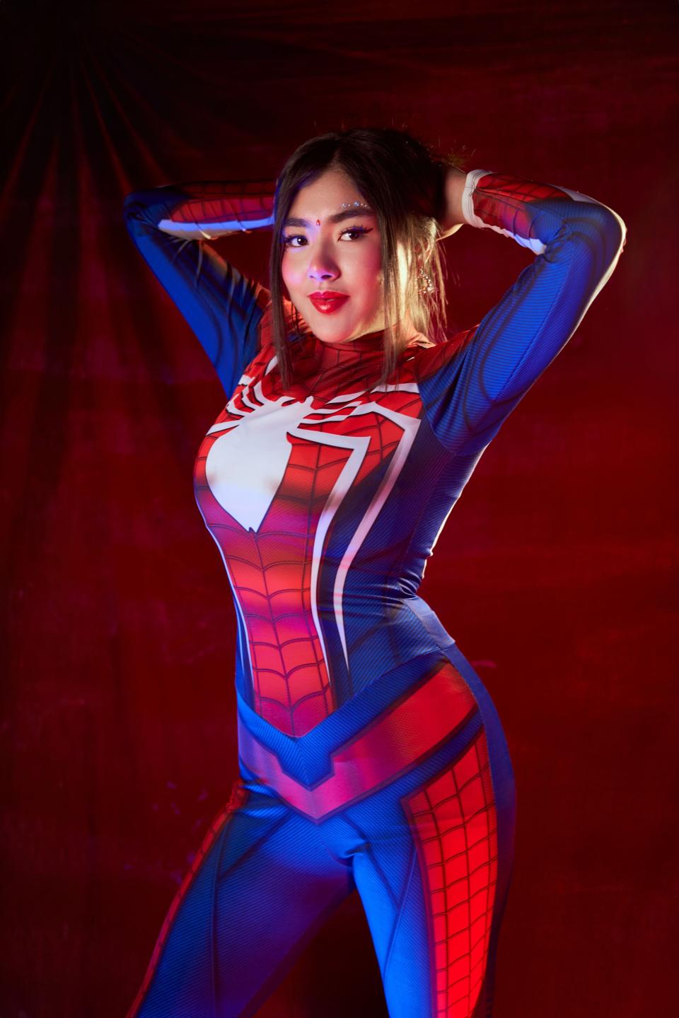 Image of cam model HannaGoez from XloveCam
