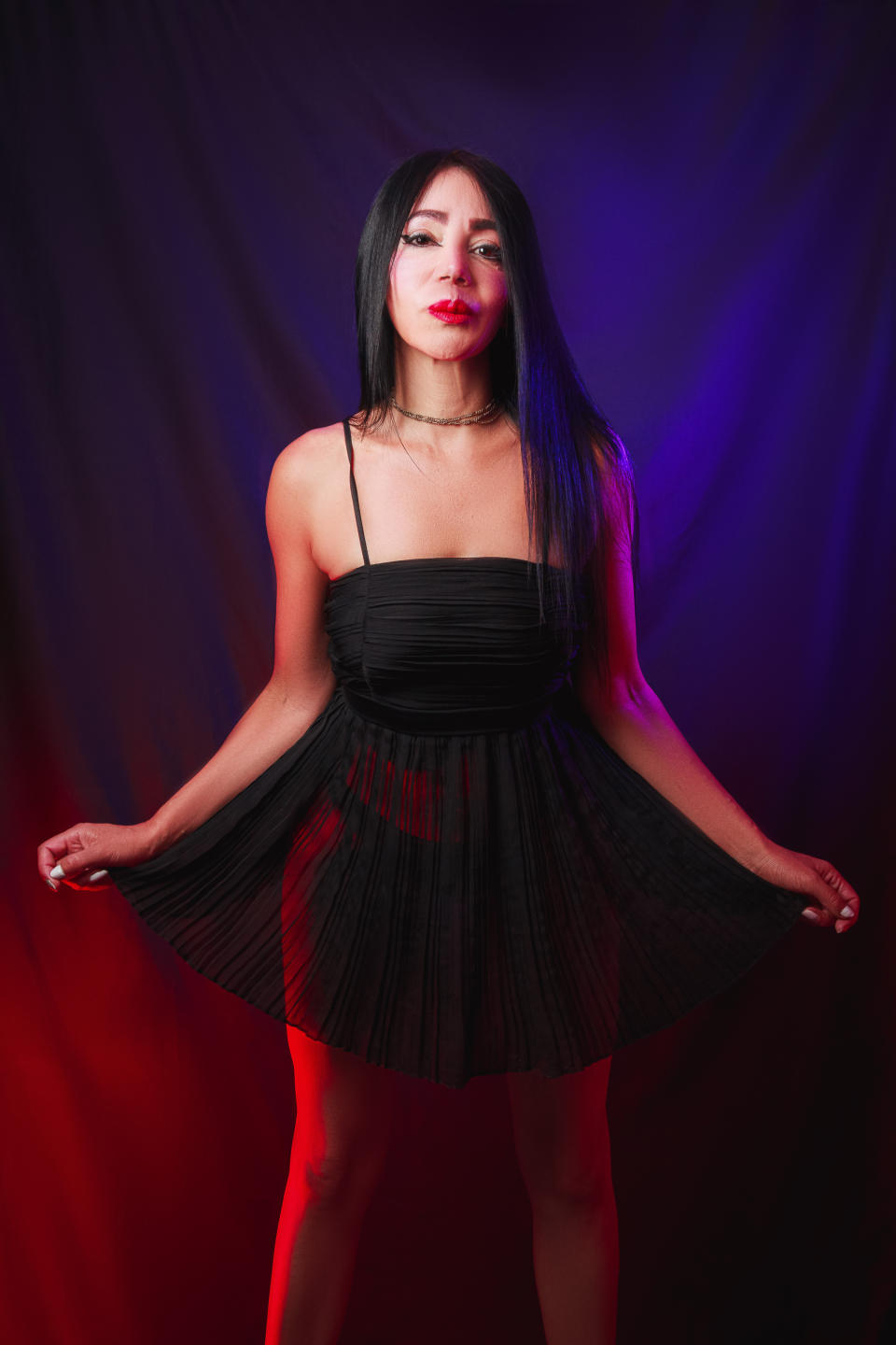 Image of cam model HelenHard from XloveCam