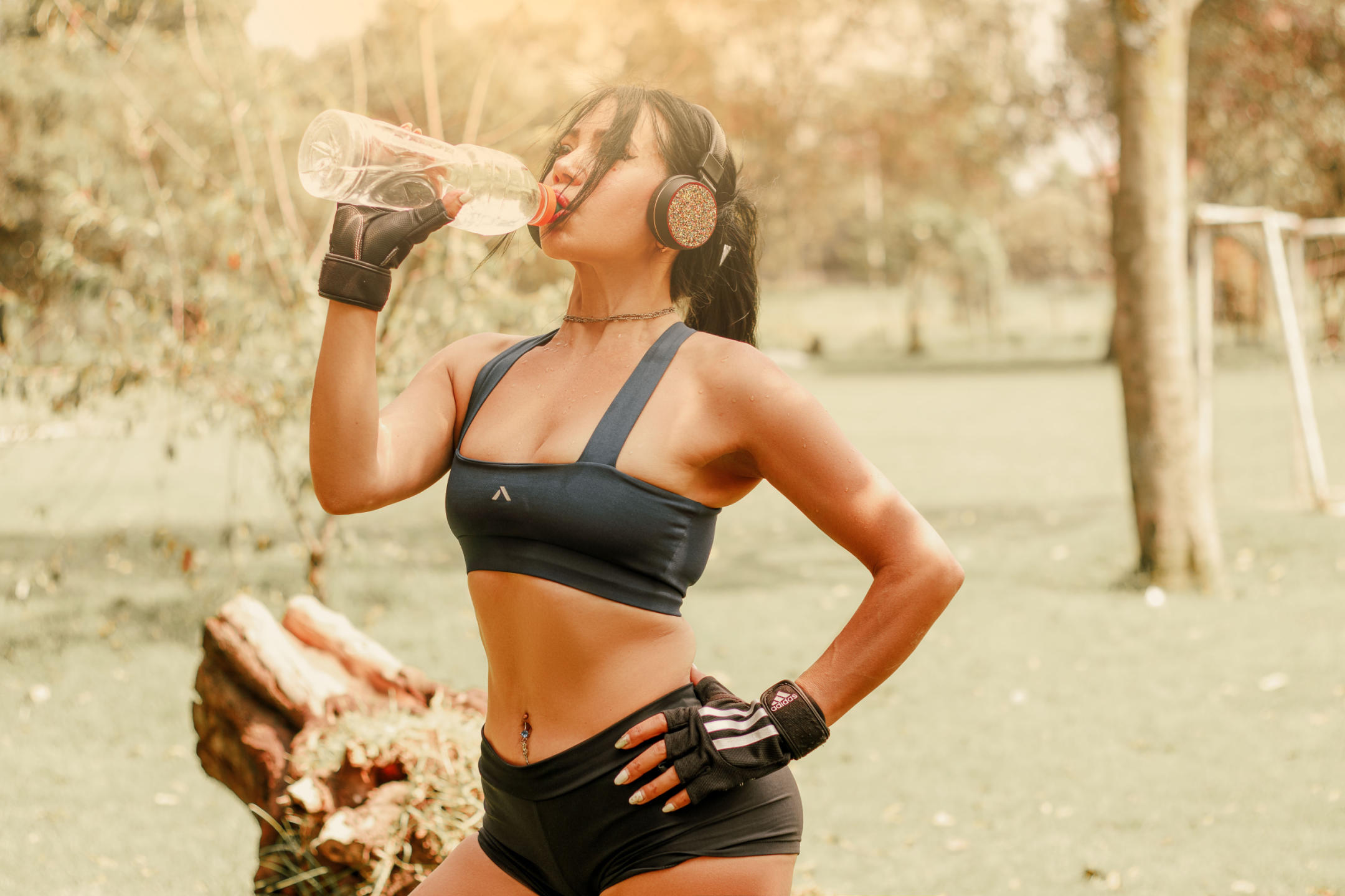 Image of cam model HelenHard from XloveCam