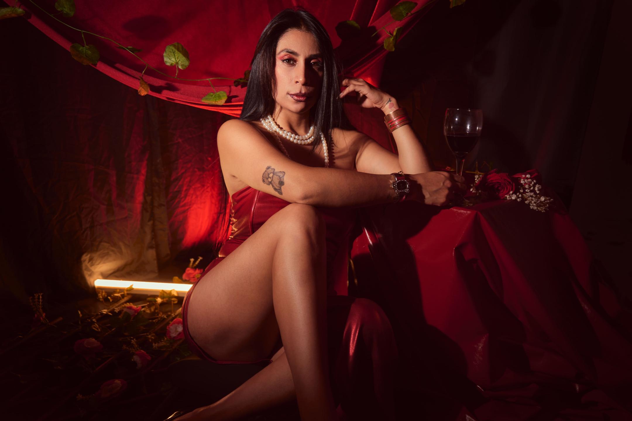 Image of cam model AfroditaDoir from XloveCam