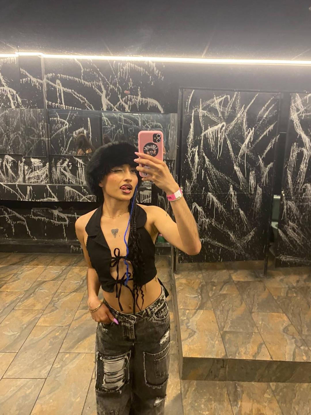 Image of cam model LunaixMoon from XloveCam