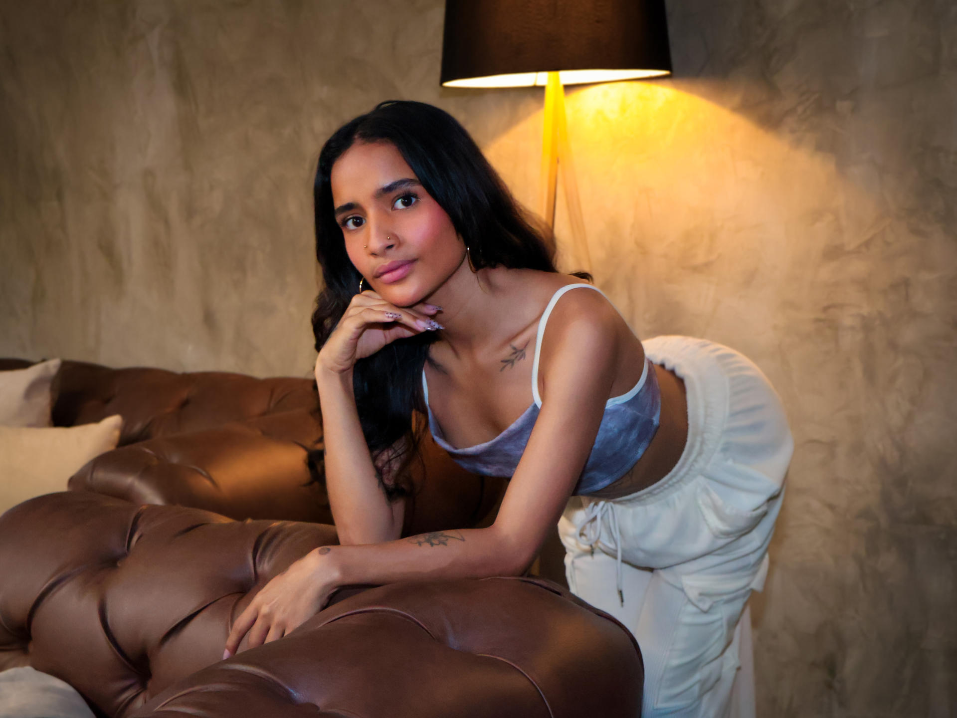 Image of cam model MiaCake from XloveCam