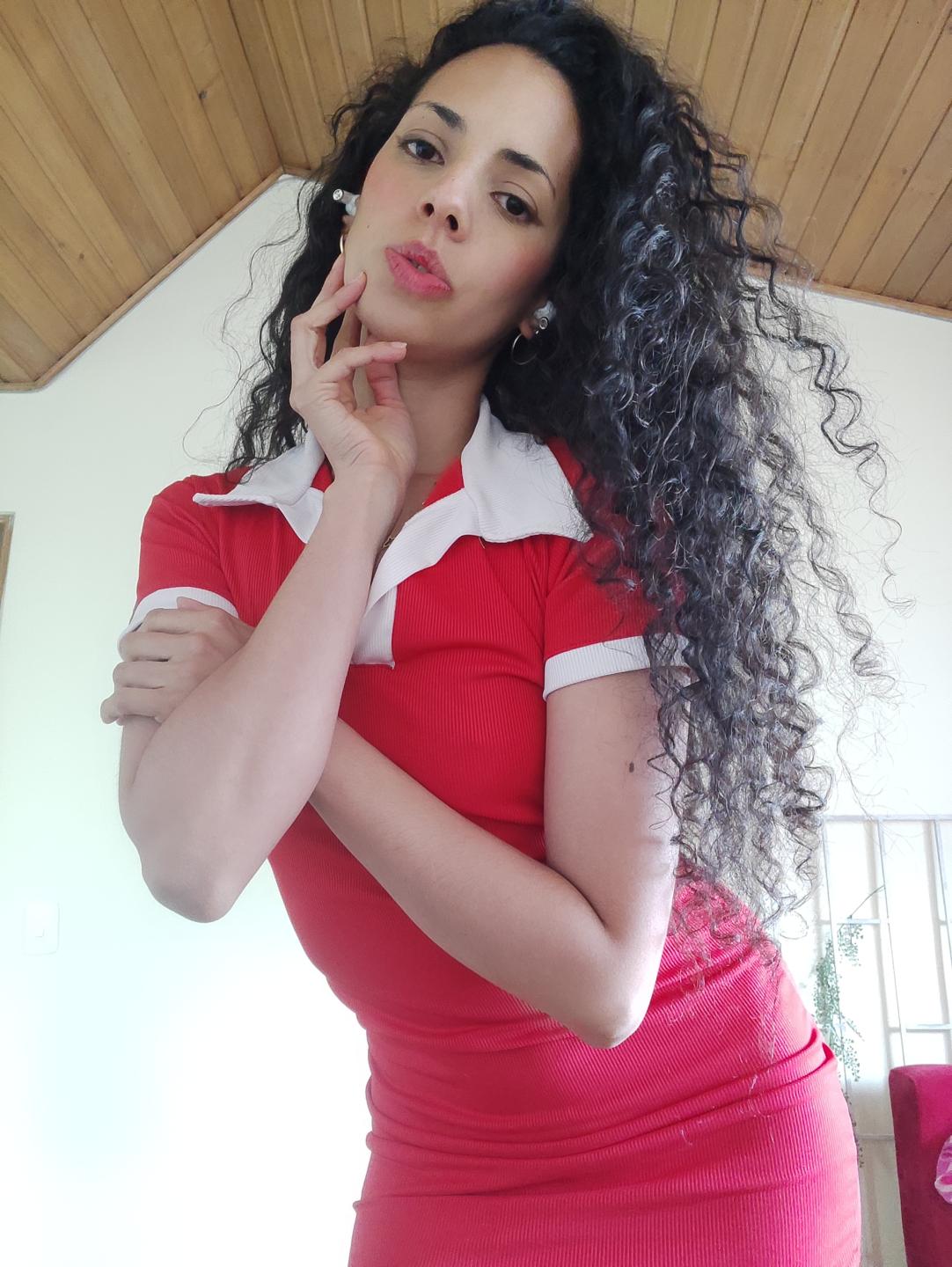 Image of cam model CurlyBlossom from XloveCam
