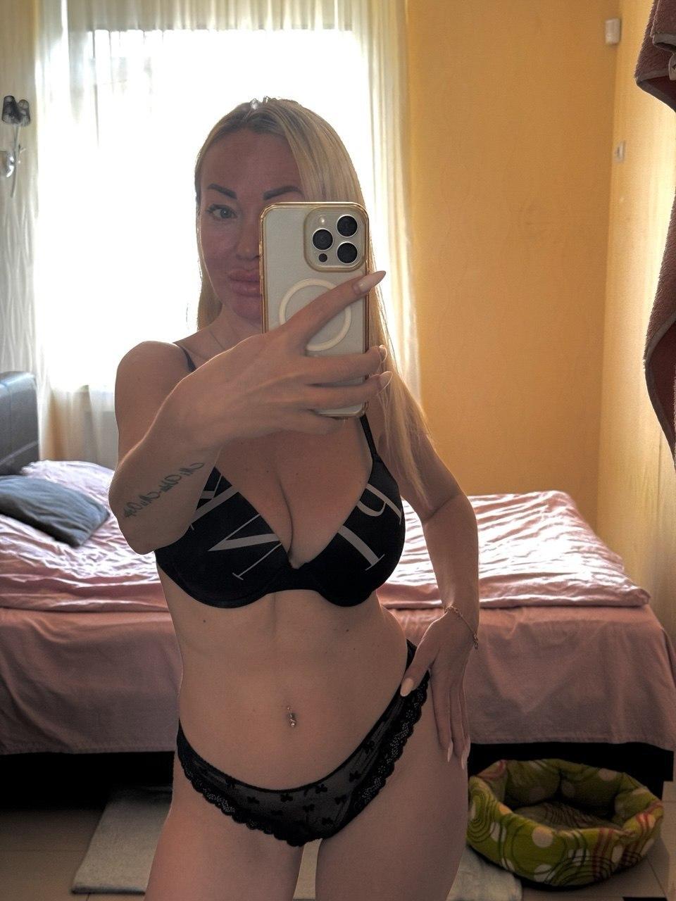 Image of cam model MysteryLaddy from XloveCam