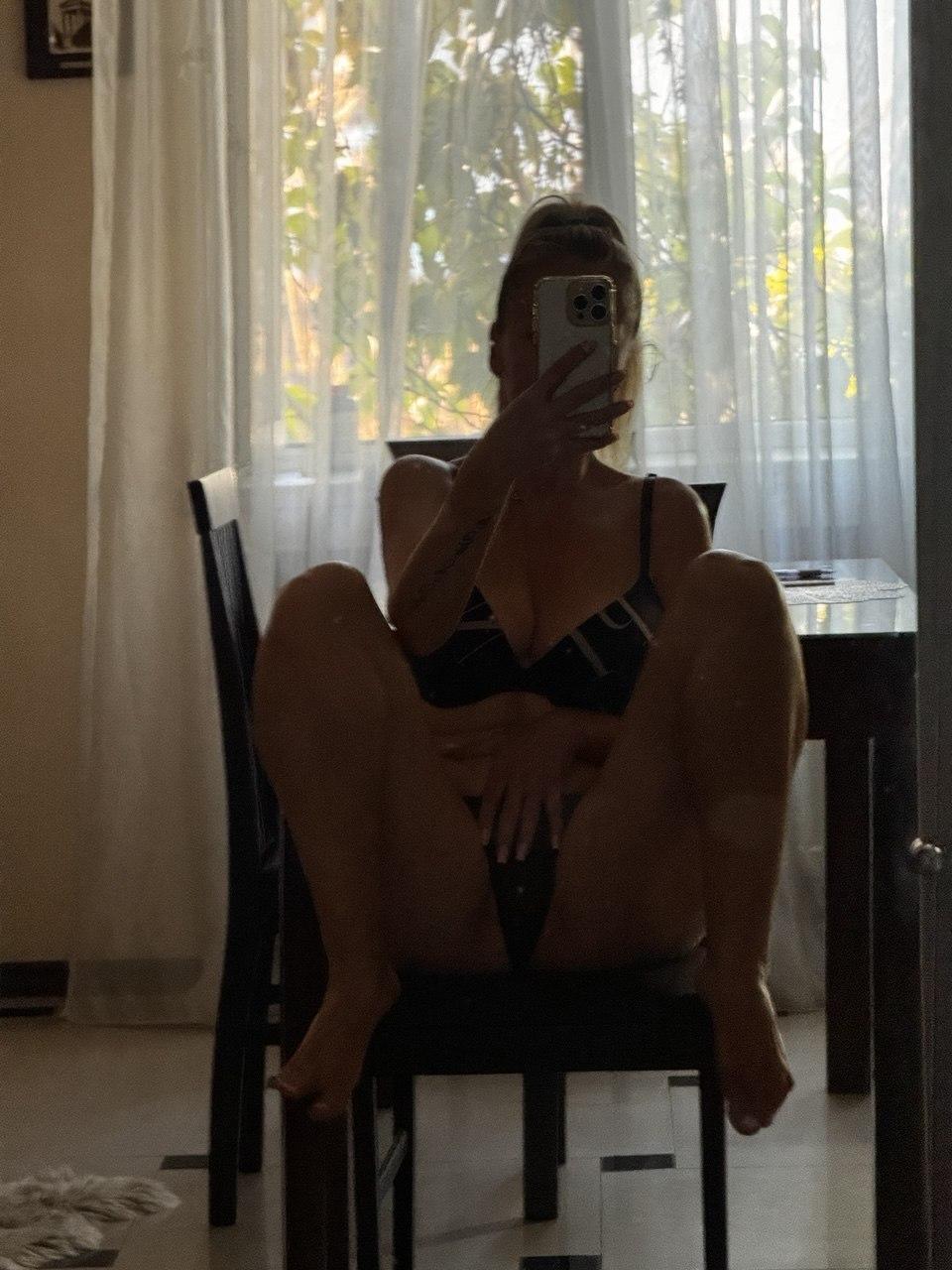Image of cam model MysteryLaddy from XloveCam