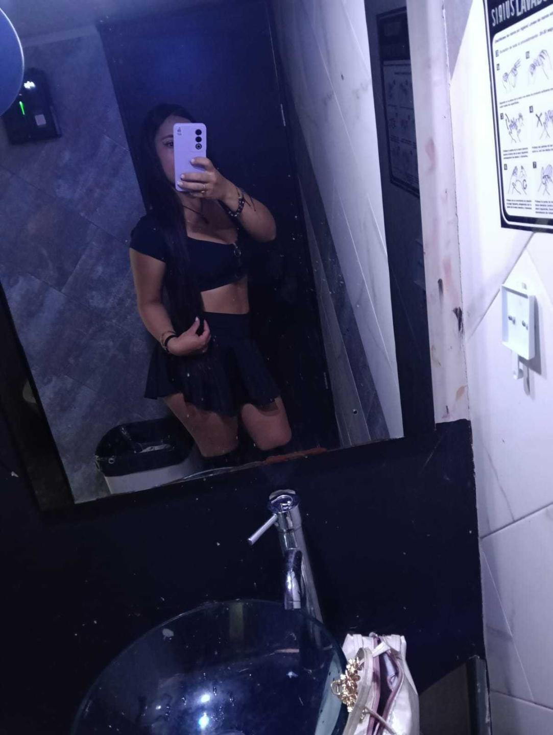 Image of cam model ValentinaRicci from XloveCam