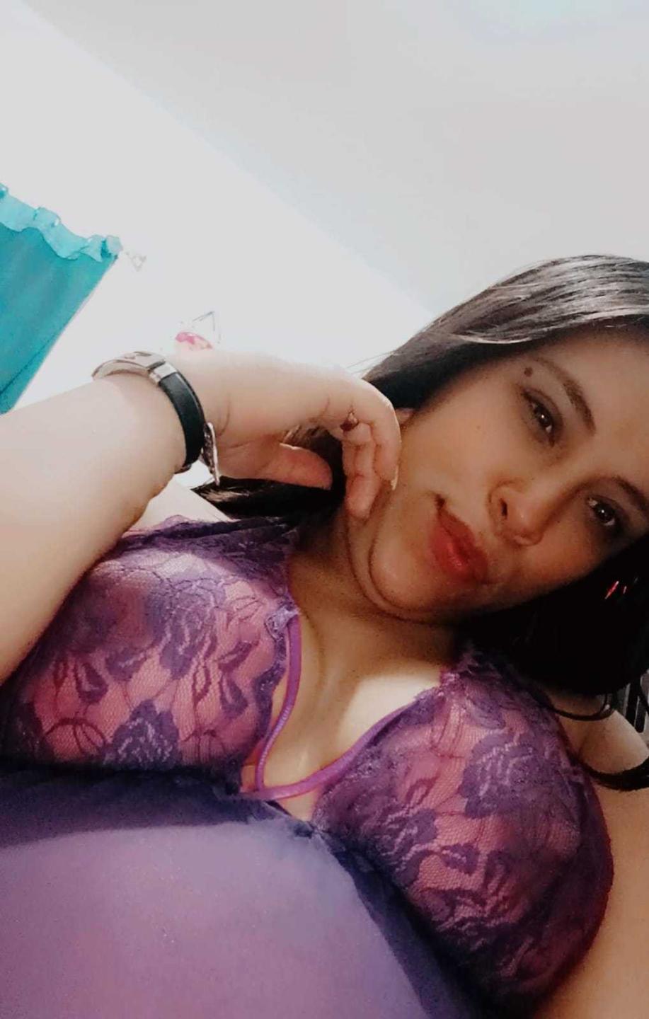 Image of cam model ValentinaRicci from XloveCam