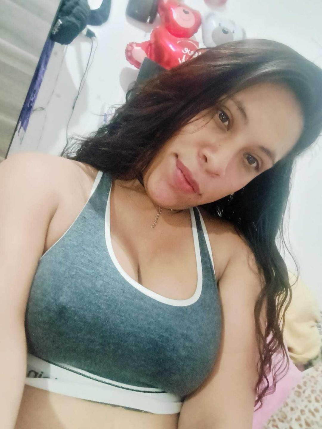 Image of cam model ValentinaRicci from XloveCam