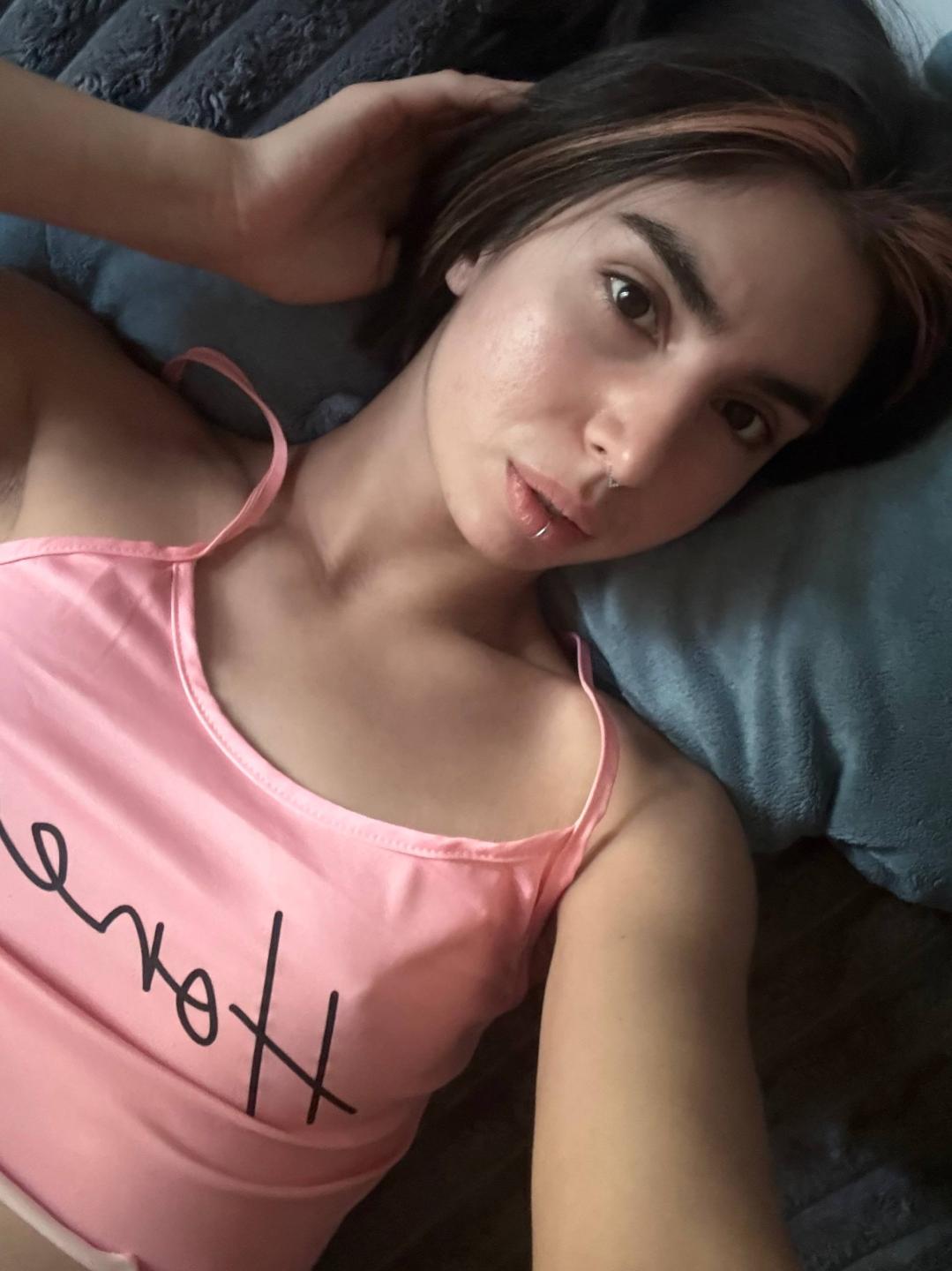 Image of cam model TameikaMacclellan from XloveCam