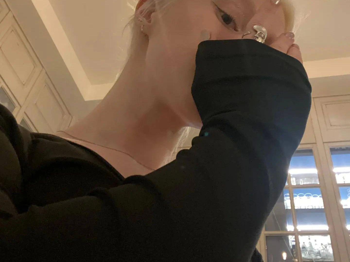 Image of cam model Enigma-hot (Enigma-ext) from XloveCam