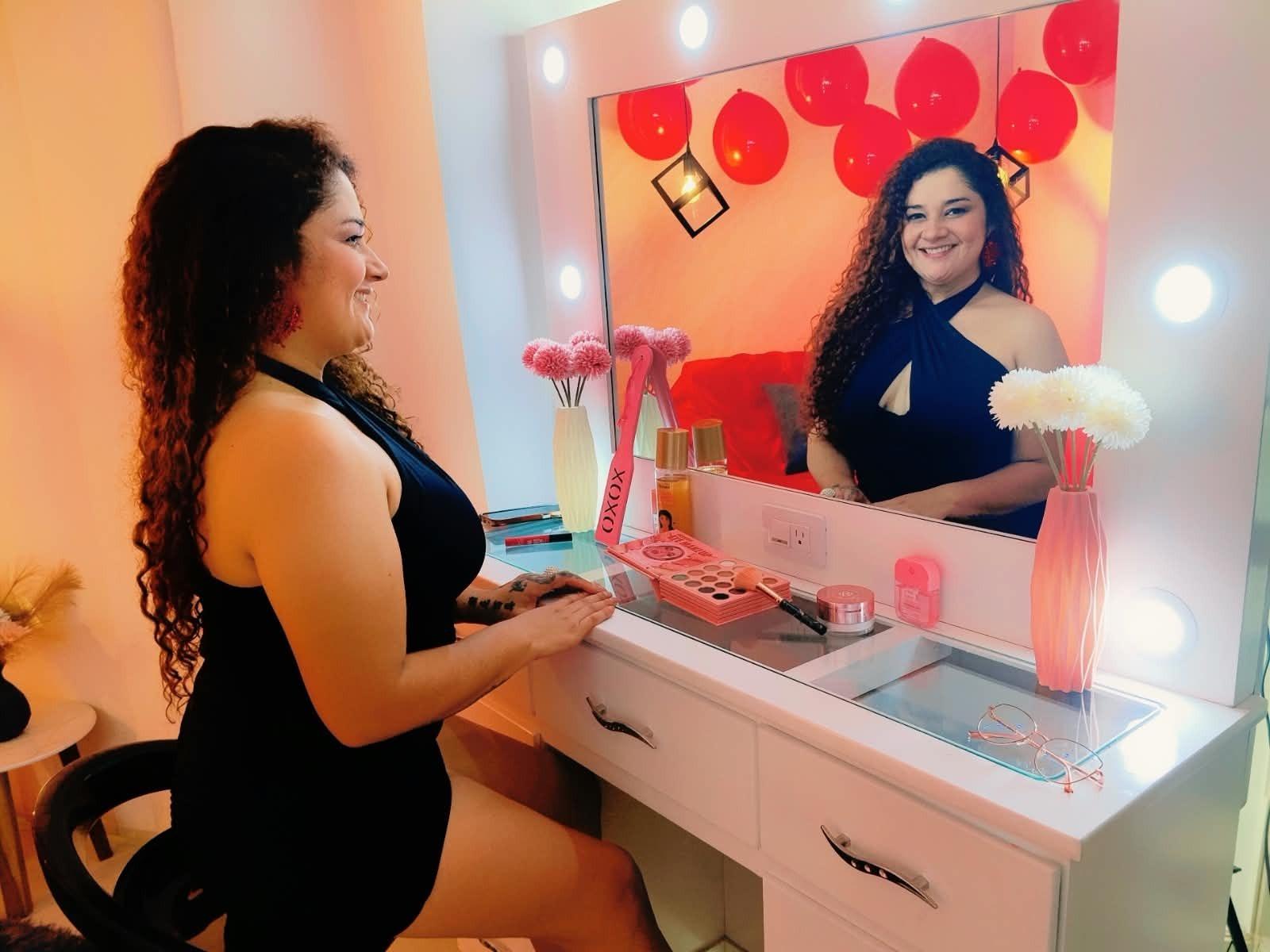 Image of cam model NataliaWendys from XloveCam