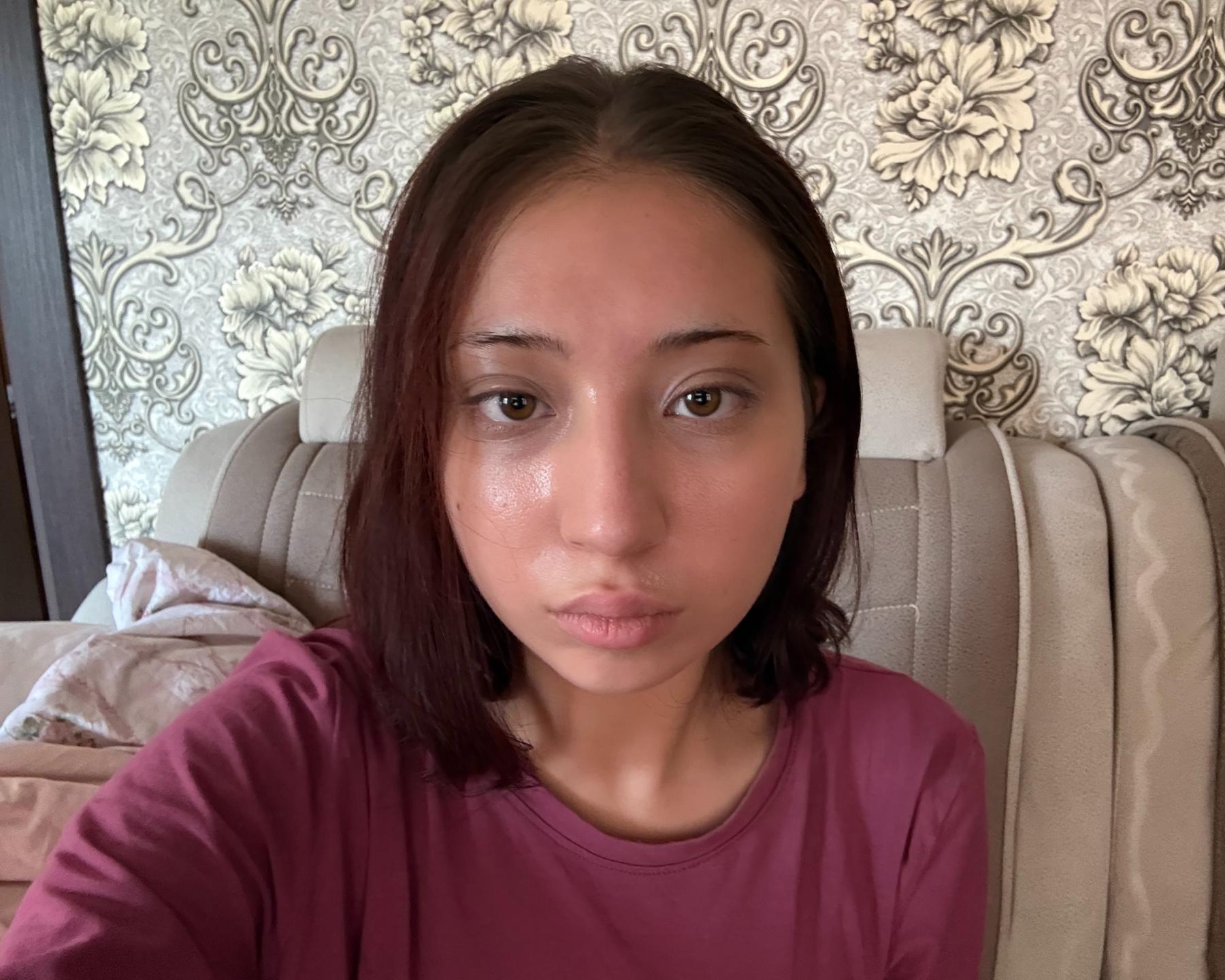 Image of cam model ElaneBoth from XloveCam