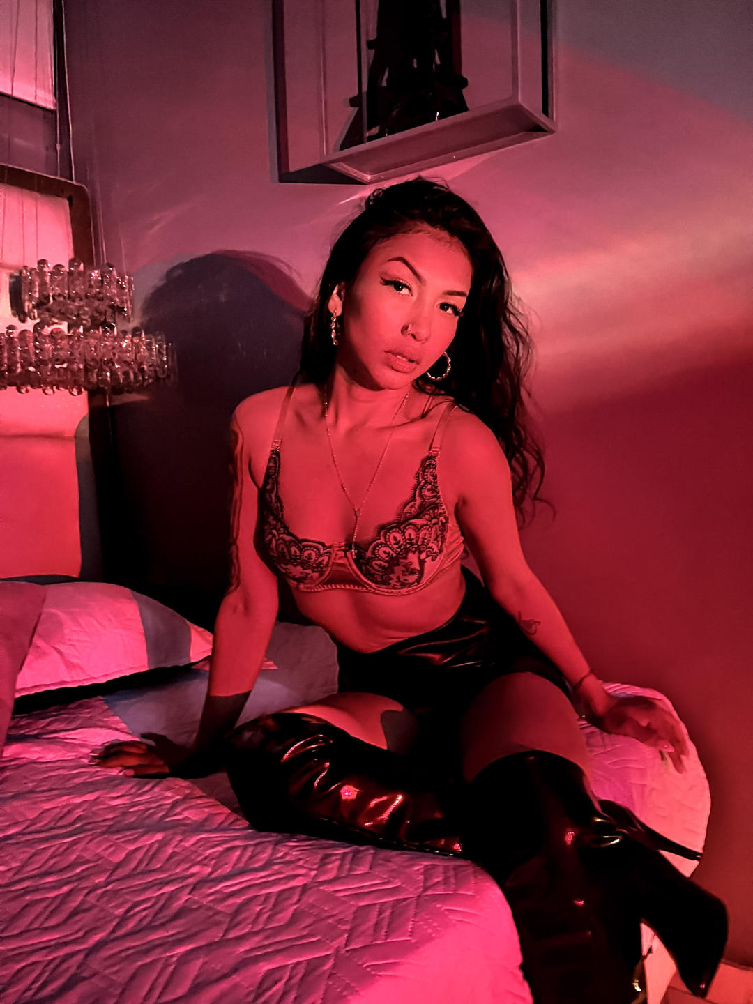 Image of cam model TracyLambo from XloveCam