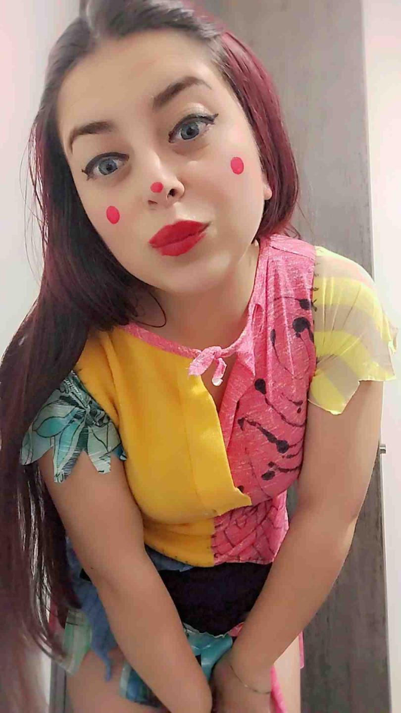 Image of cam model Dannazv from XloveCam