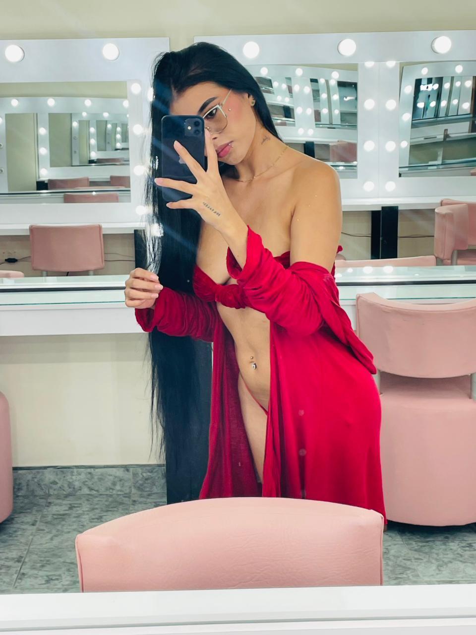 Image of cam model AmilyBella from XloveCam