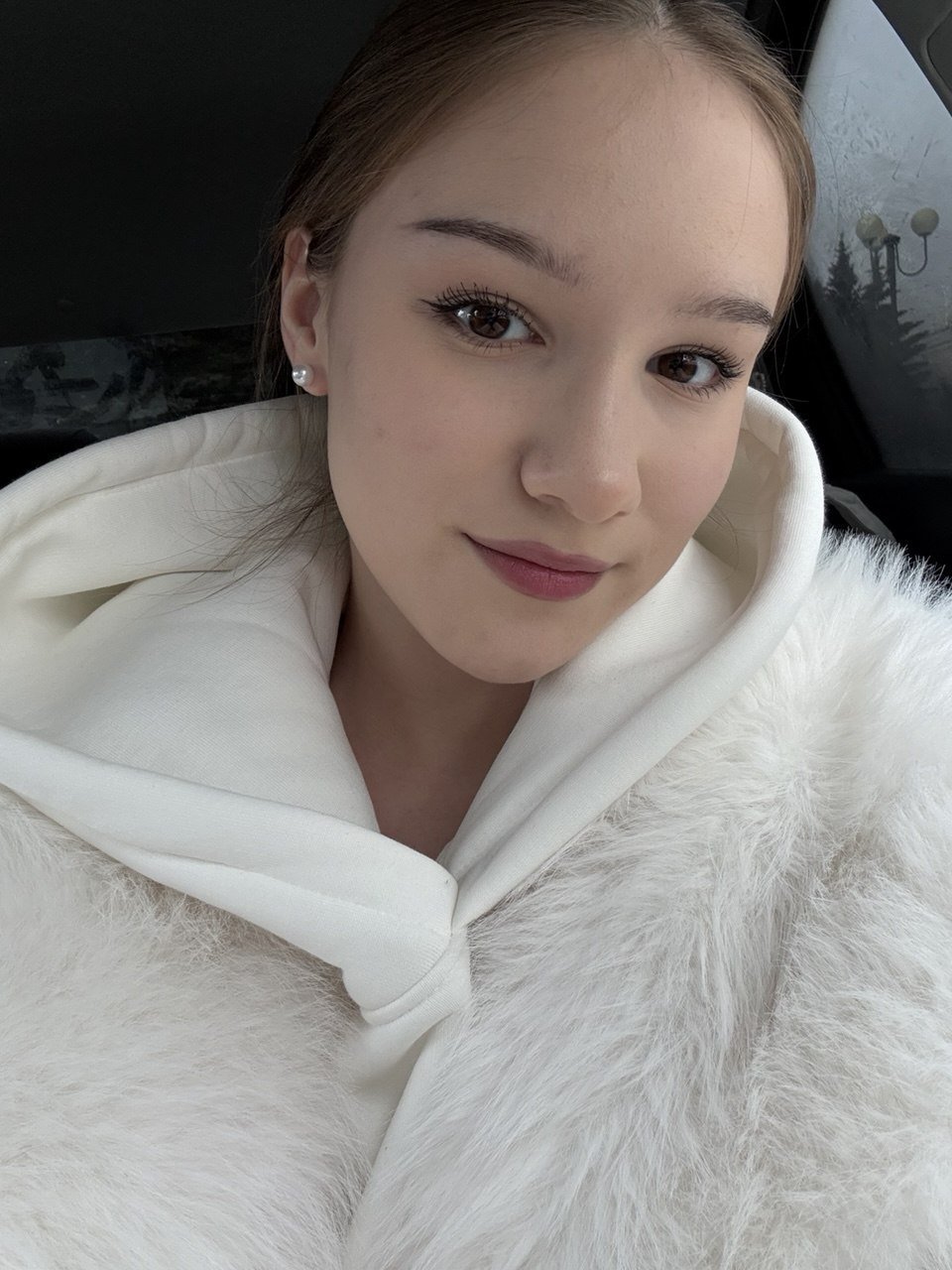 Image of cam model DomingaSierra from XloveCam