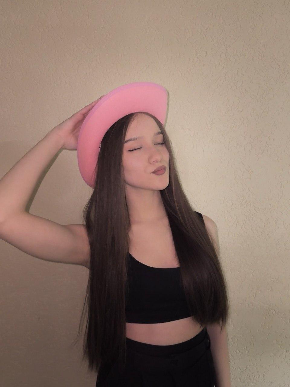 Image of cam model DomingaSierra from XloveCam