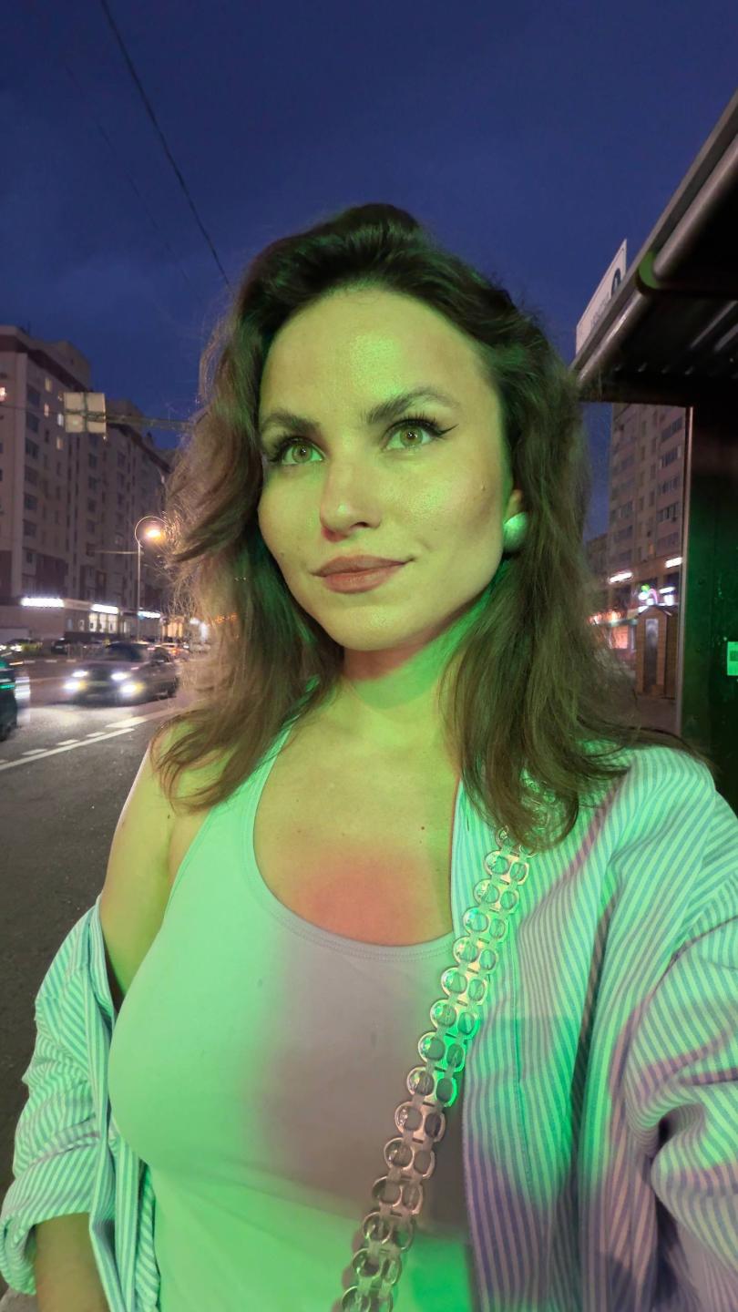 Image of cam model TangelaEmmel from XloveCam