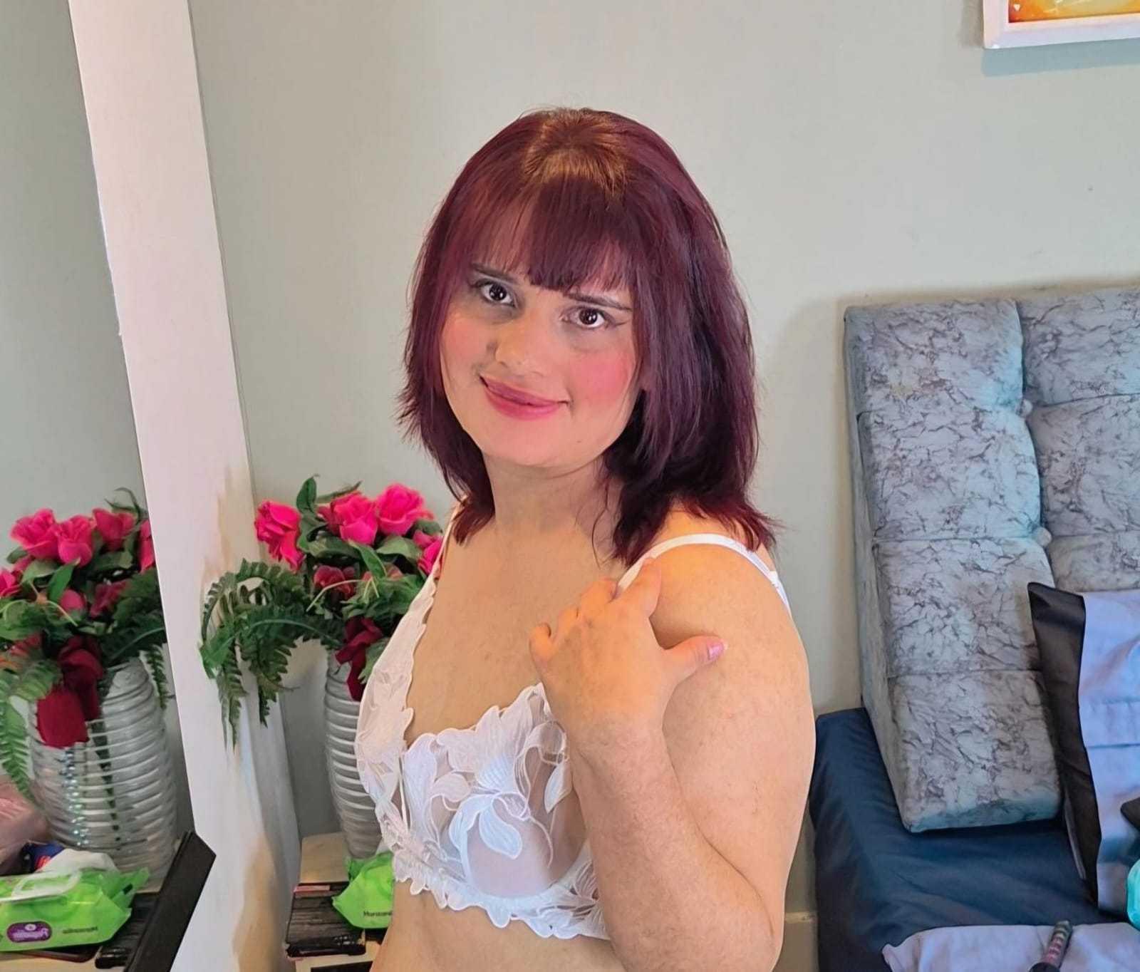 Image of cam model VivianFranco from XloveCam