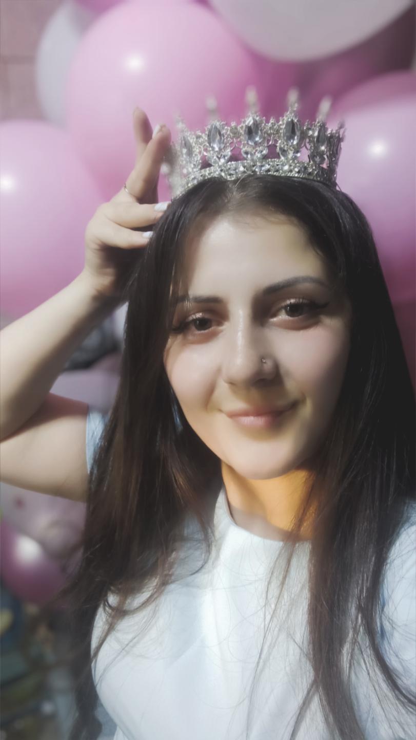 Image of cam model PattyAna from XloveCam