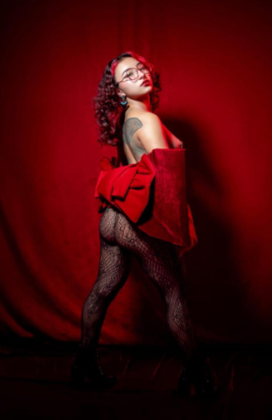 Image of cam model KanelaMiller from XloveCam
