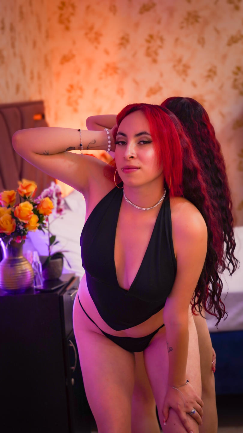 Image of cam model AnyaCarter from XloveCam